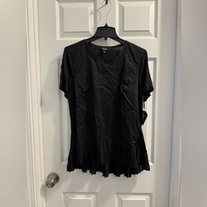 Simply Vera Vera Wang Black Short Sleeve Top